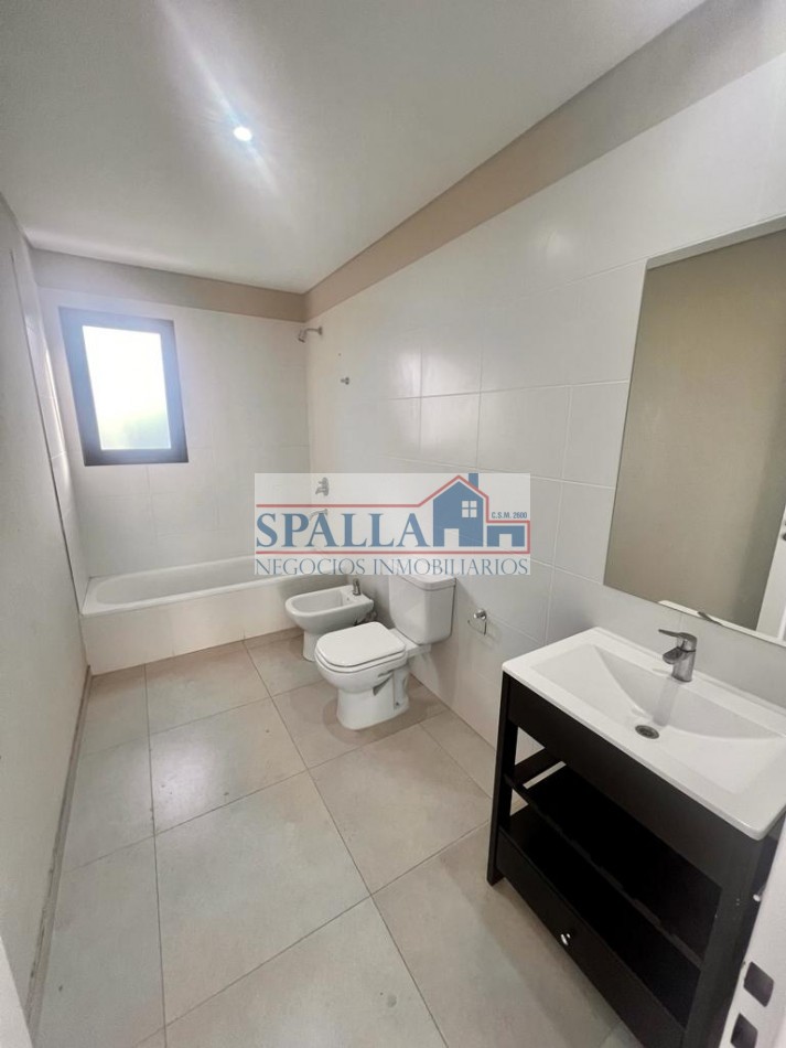 VENTA CASA 5 AMBIENTES EN BARRIO CERRADO EL ALJIBE MANZANARES PILAR - OPORTUNIDAD