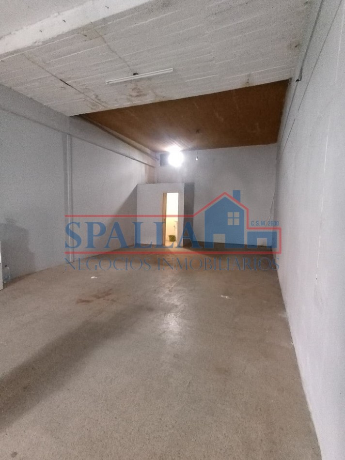 LOCAL COMERCIAL EN ALQUILER AV. CROACIA JOSE C. PAZ - ZONA COMERCIAL