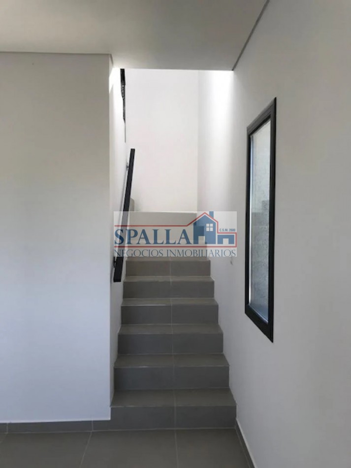 VENTA CASA 4 AMBIENTES BARRIO EL ALJIBE CON RENTA, PILAR 