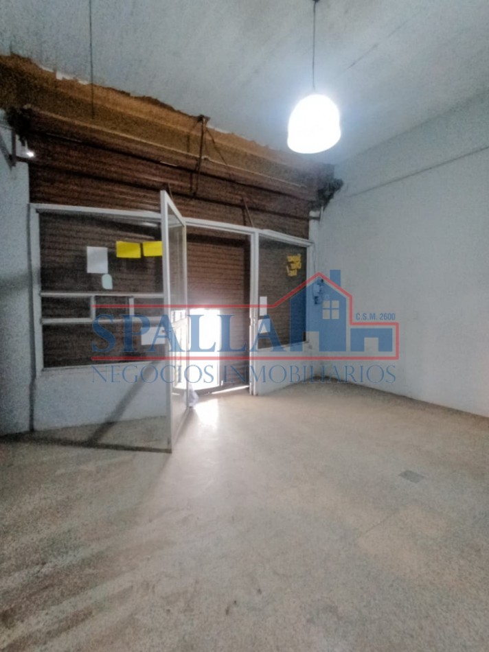 LOCAL COMERCIAL EN ALQUILER AV. CROACIA JOSE C. PAZ - ZONA COMERCIAL