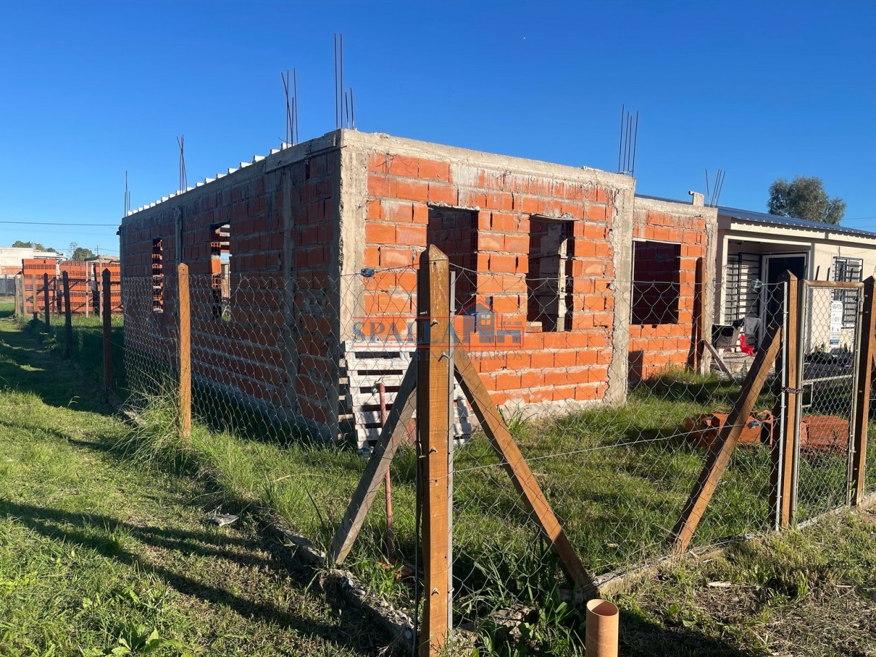 VENTA LOTE CON CONSTRUCCION A TERMINAR BARRIO PARQUE ASTOLFI 2 PILAR