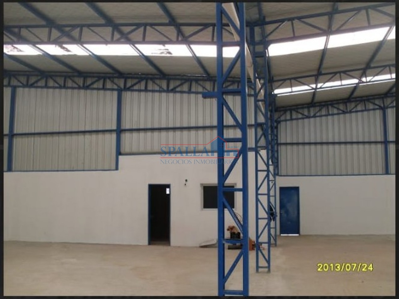 ALQUILER GALPON MULTIPLES USOS SOBRE RUTA 8 KM 57 PILAR