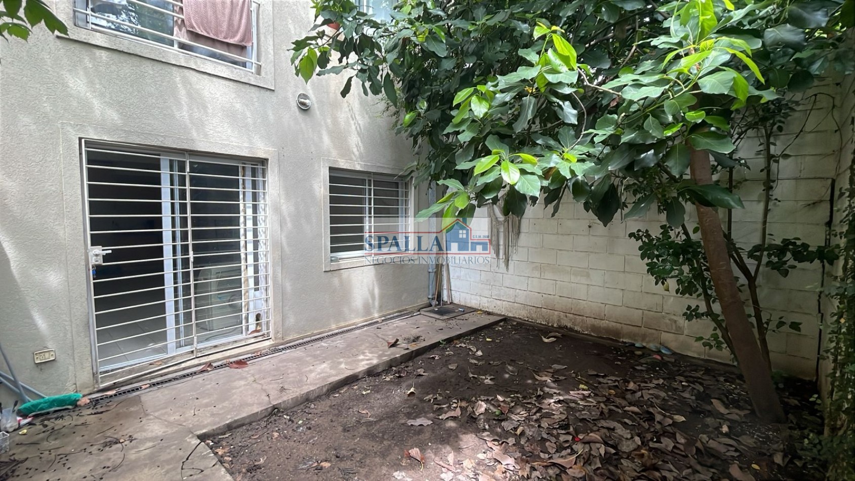 ALQUILER MONOAMBIENTE GRANDE PILAR CENTRO CON PATIO Y PILETA