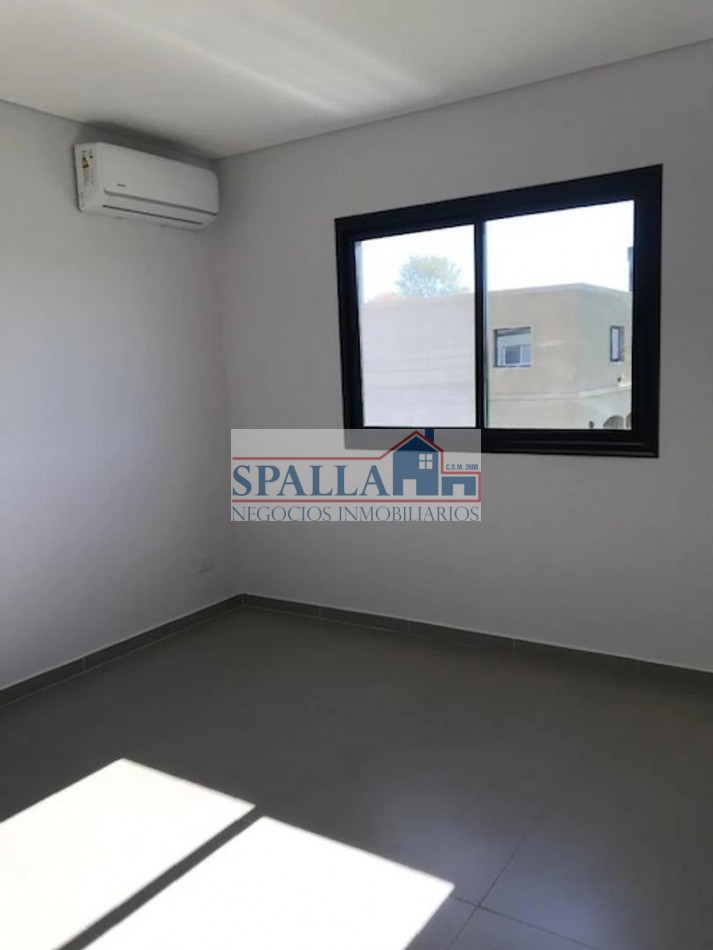 VENTA CASA 4 AMBIENTES BARRIO EL ALJIBE CON RENTA, PILAR 