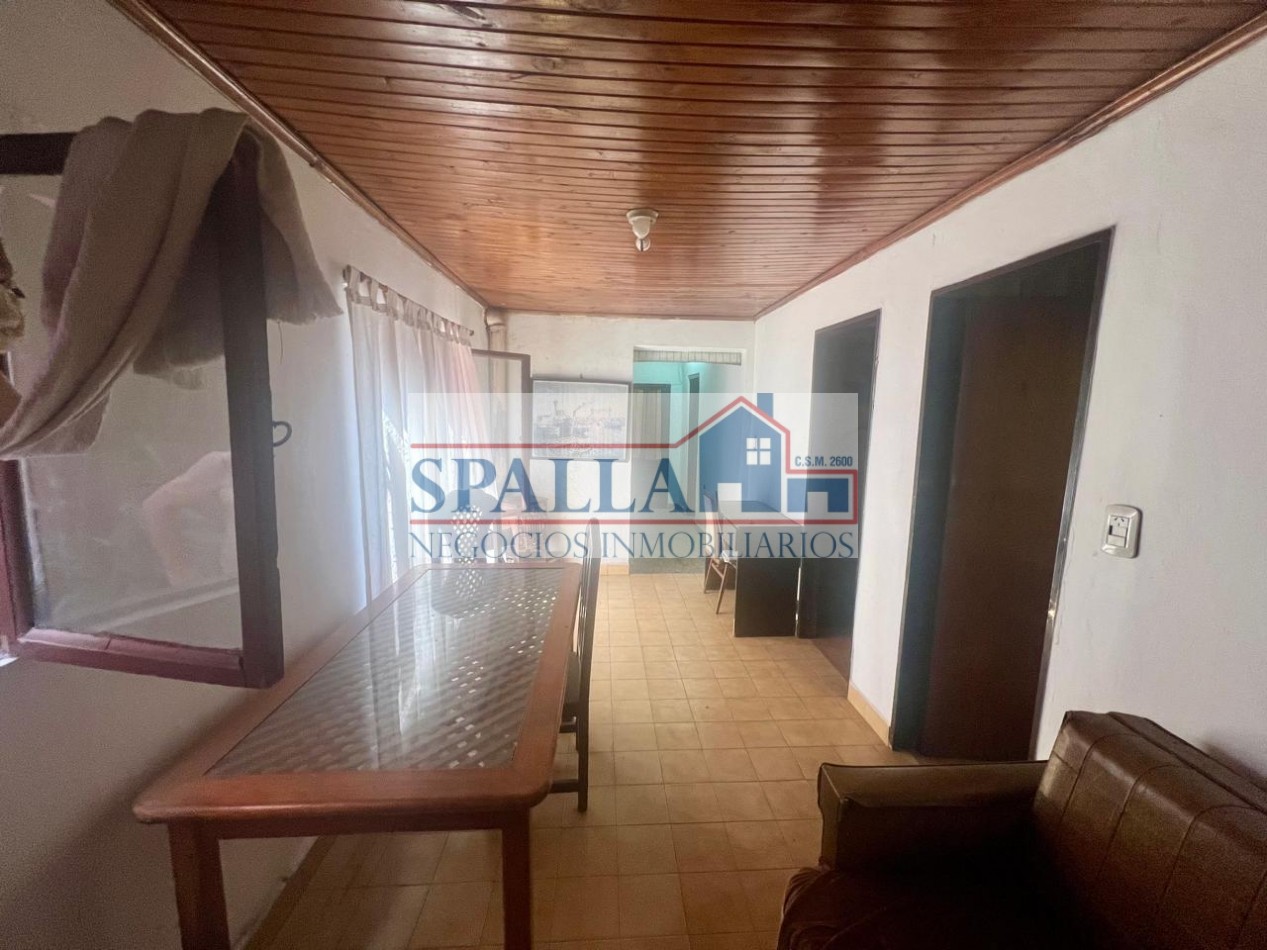 VENTA DE 2 CASAS EN BLOQUE 7 AMBIENTES JOSE C PAZ