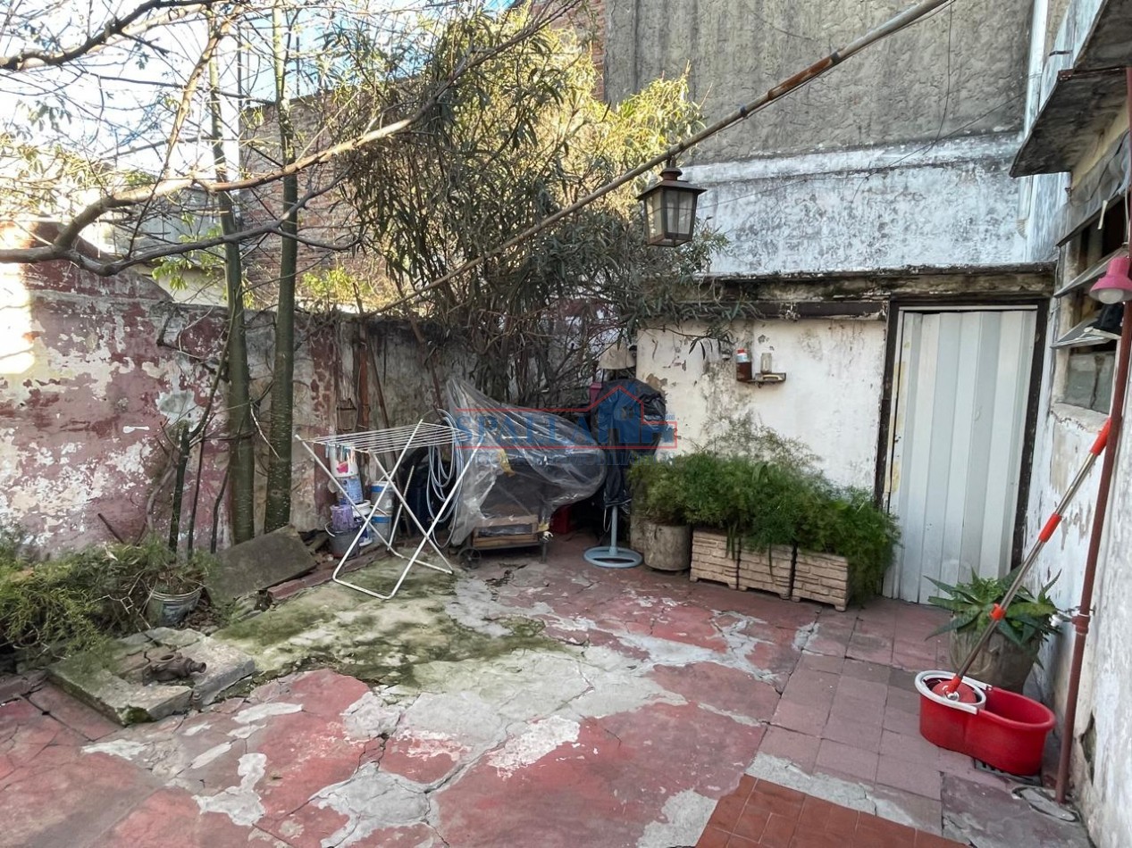 VENTA CASA 3 AMBIENTES EN PH EN SAN MARTIN - APTA CREDITO