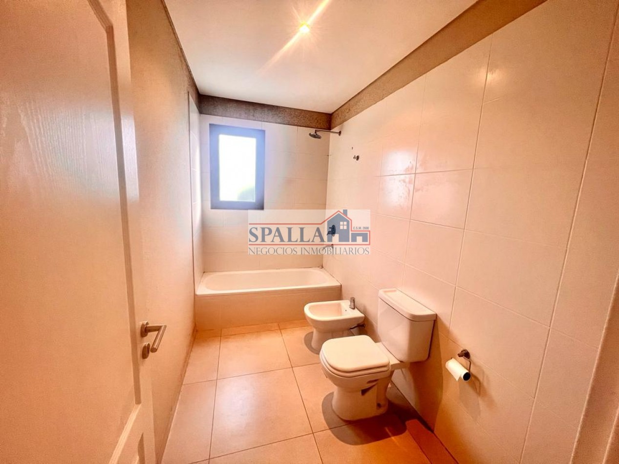 VENTA CASA 5 AMBIENTES EN BARRIO CERRADO EL ALJIBE MANZANARES PILAR - OPORTUNIDAD