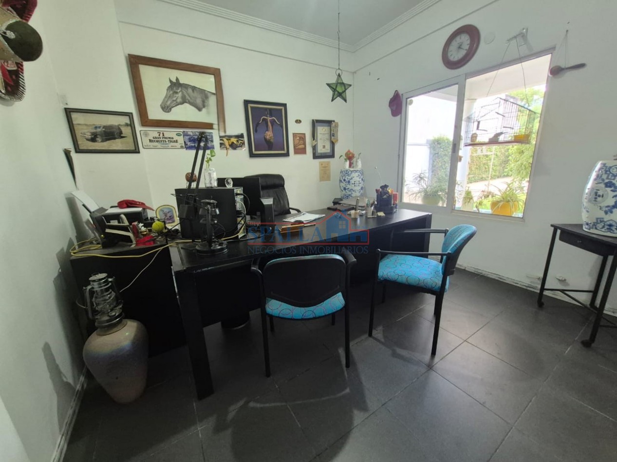 ALQUILER LOCAL COMERCIAL CON ESTACIONAMIENTO PROPIO PILAR CENTRO