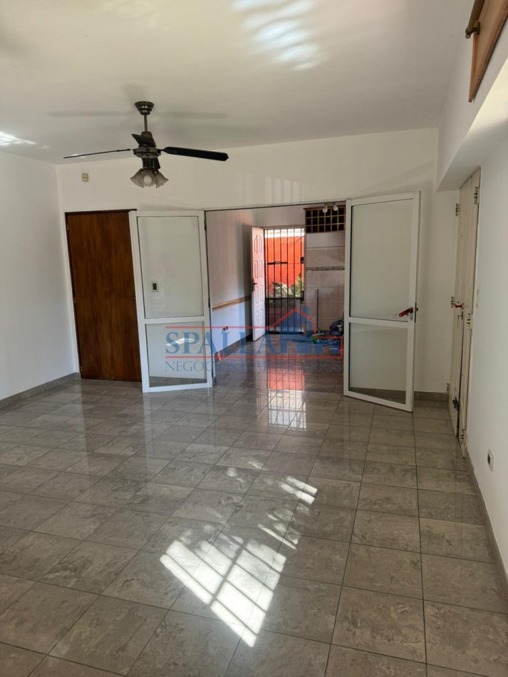 VENTA CASA 4 AMBIENTES SOBRE 2 LOTES DE TERRENO, TORTUGUITAS 