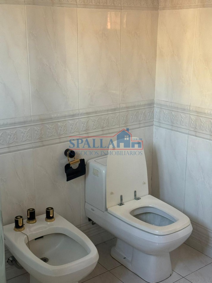 VENTA CASA 4 AMBIENTES SOBRE 2 LOTES DE TERRENO, TORTUGUITAS 