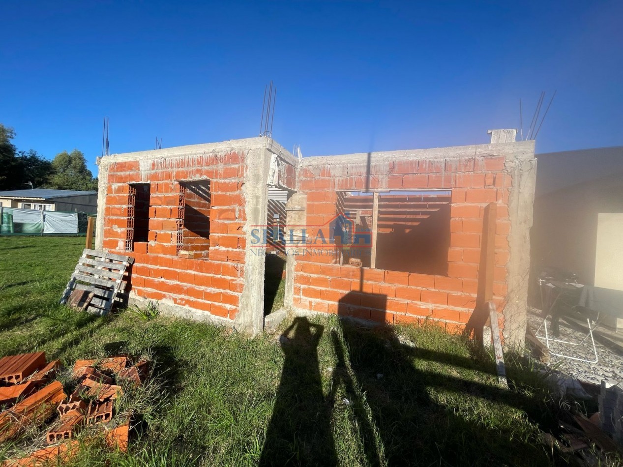 VENTA LOTE CON CONSTRUCCION A TERMINAR BARRIO PARQUE ASTOLFI 2 PILAR