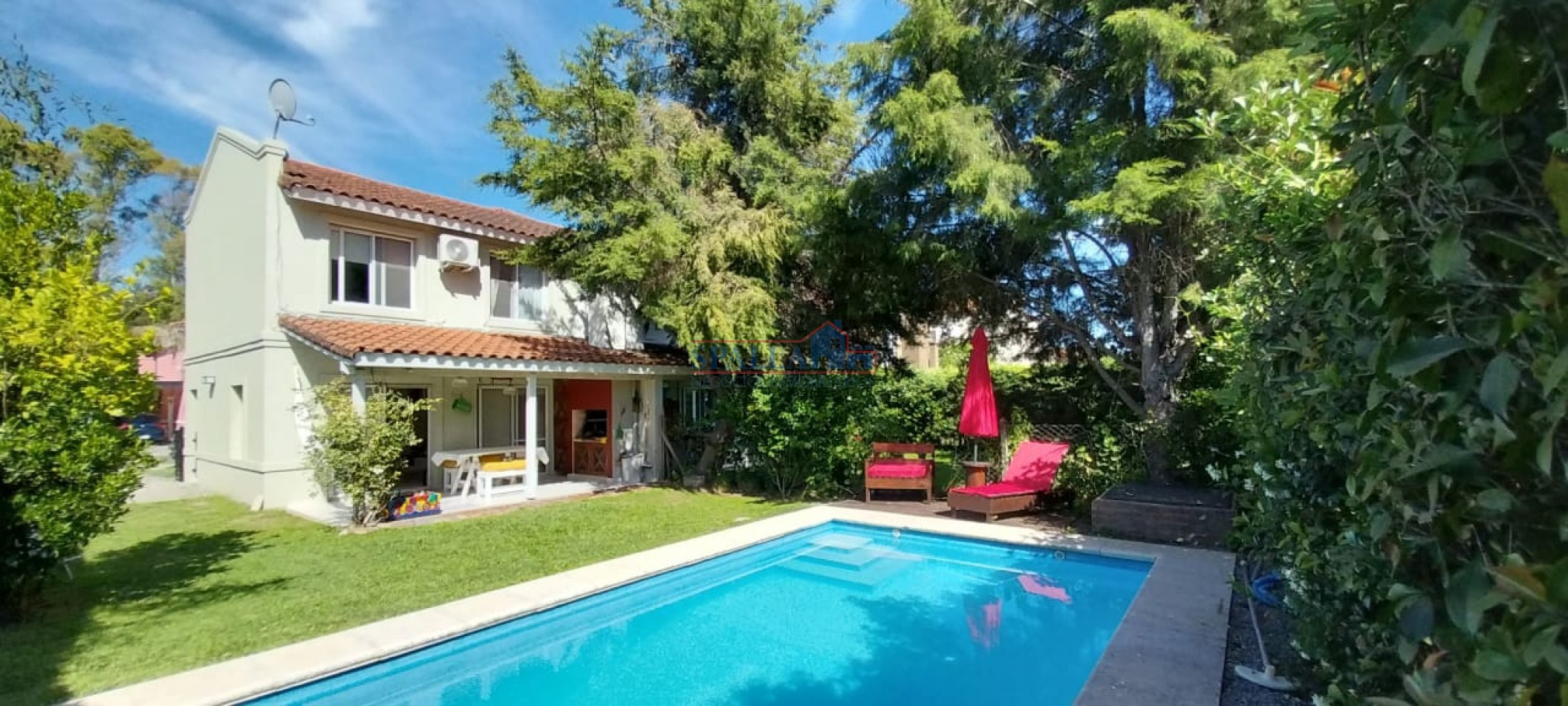 VENTA CASA 4 AMBIENTES BARRIO CERRADO LA CANDELA PILAR, CON PILETA 