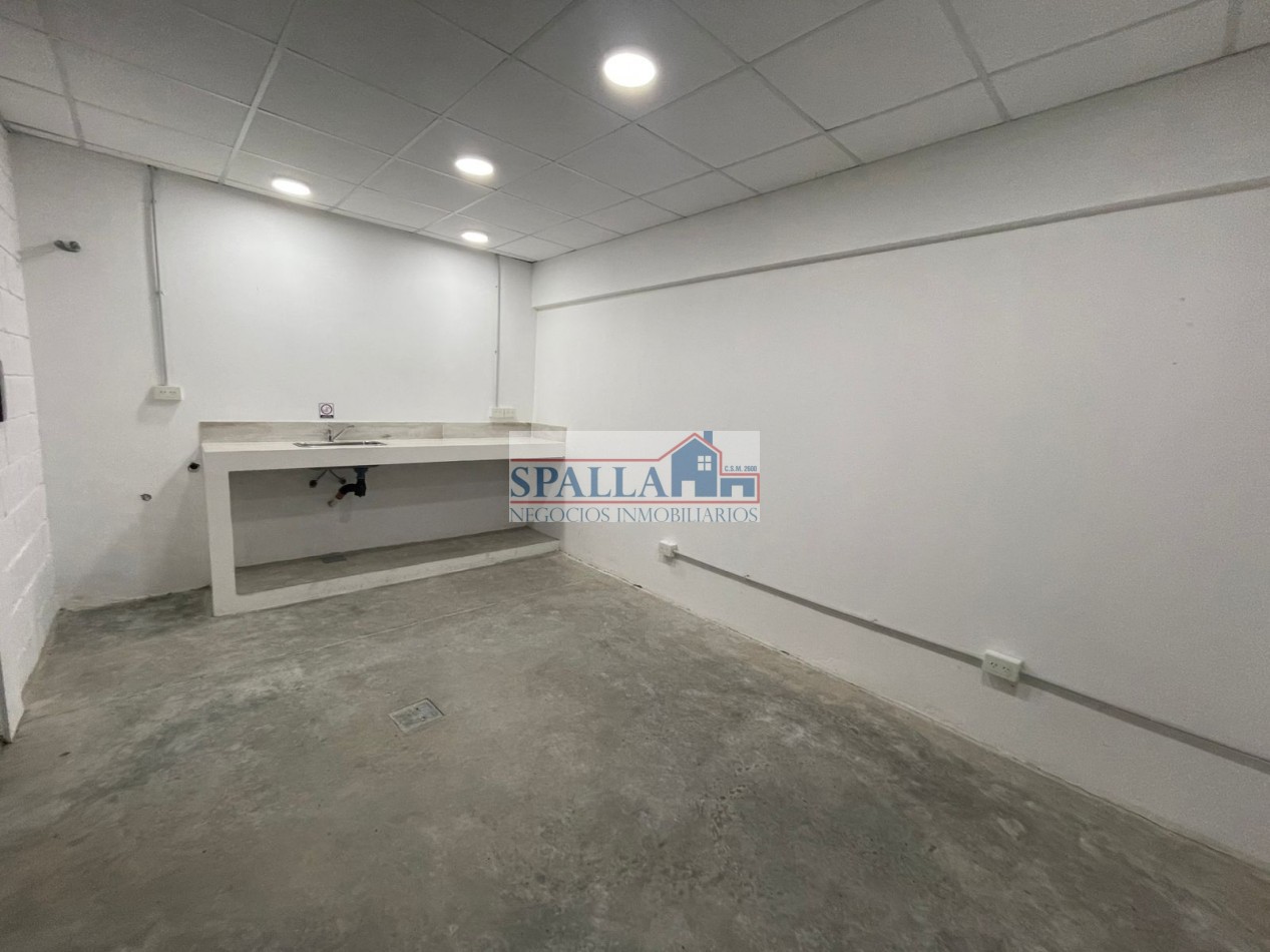 ALQUILER DEPOSITO GALPON 400 M2 RUTA 25 ASTOLFI PILAR - MULTIPLES USOS