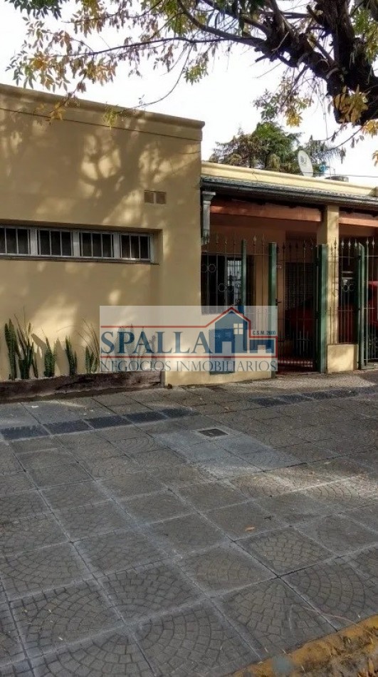 VENTA CASA PILAR CENTRO 5 AMBIENTES -ACEPTA PERMUTA - APTO CREDITO