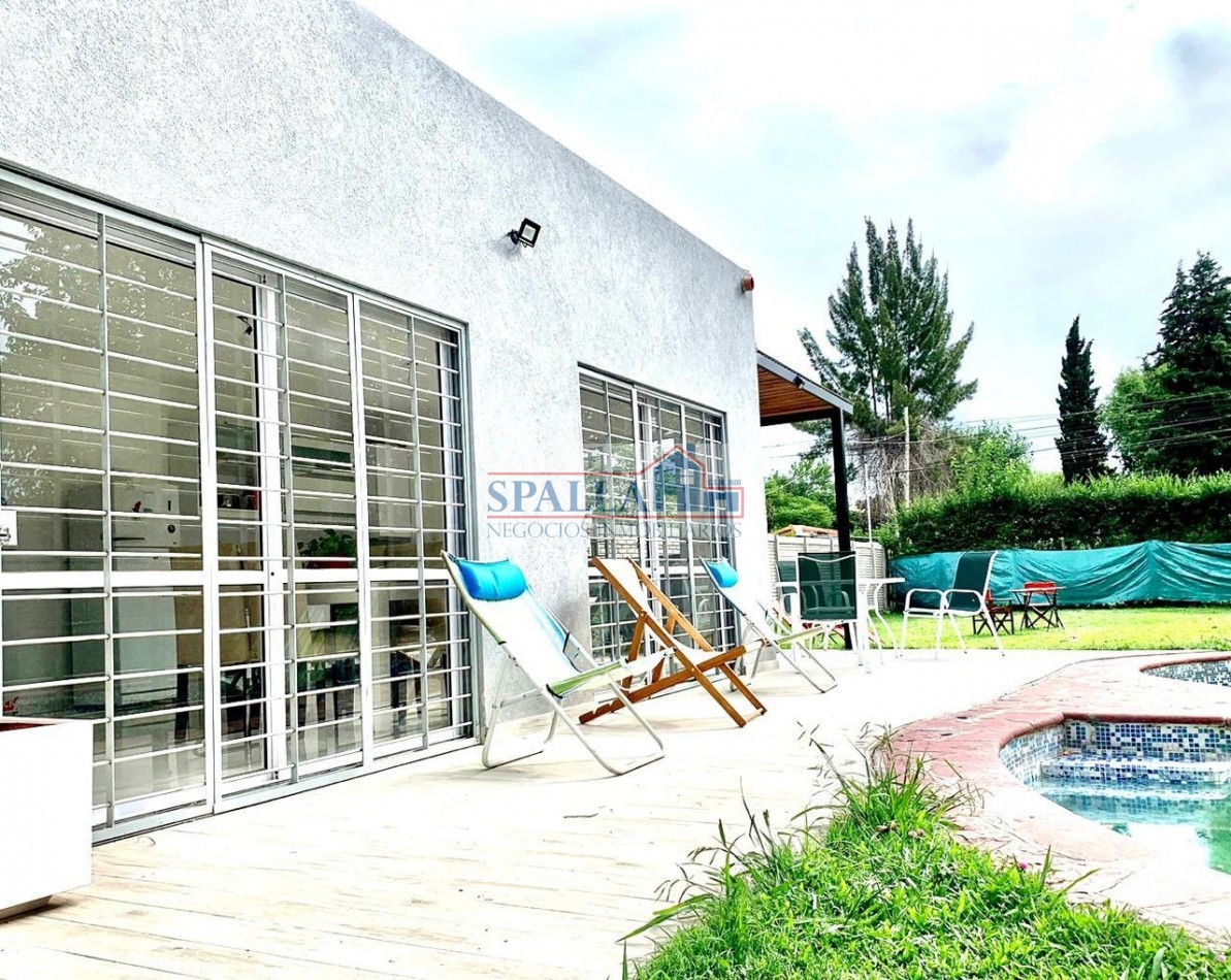 CASA QUINTA DE 2 AMBIENTES EN VENTA CON PISCINA - LA PILARICA, PILAR 
