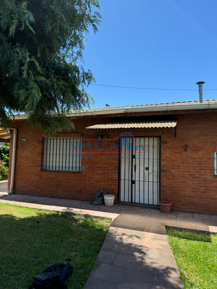 VENTA CASA 4 AMBIENTES SOBRE 2 LOTES DE TERRENO, TORTUGUITAS 