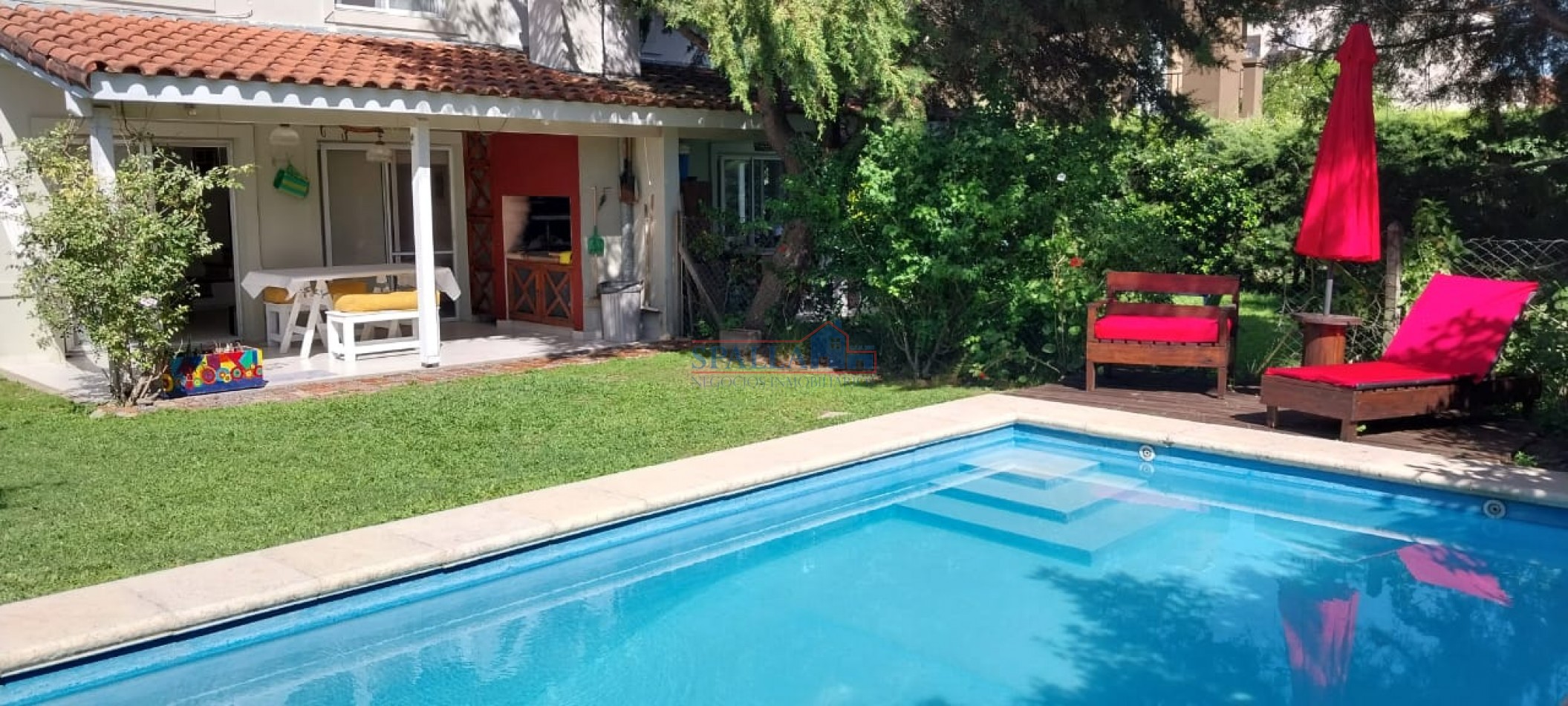 VENTA CASA 4 AMBIENTES BARRIO CERRADO LA CANDELA PILAR, CON PILETA 