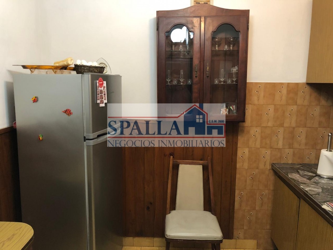VENTA DE 2 CASAS EN BLOQUE 7 AMBIENTES JOSE C PAZ