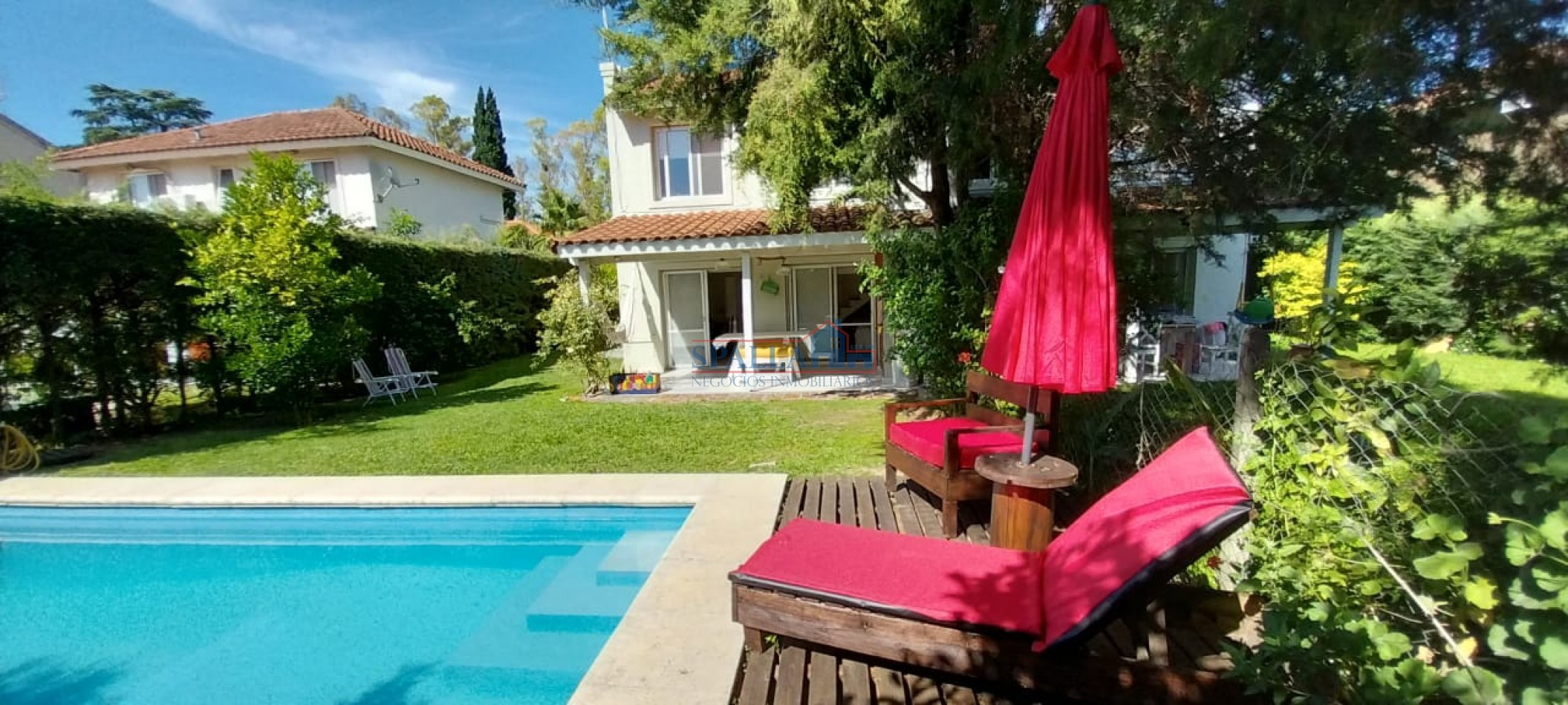 VENTA CASA 4 AMBIENTES BARRIO CERRADO LA CANDELA PILAR, CON PILETA 