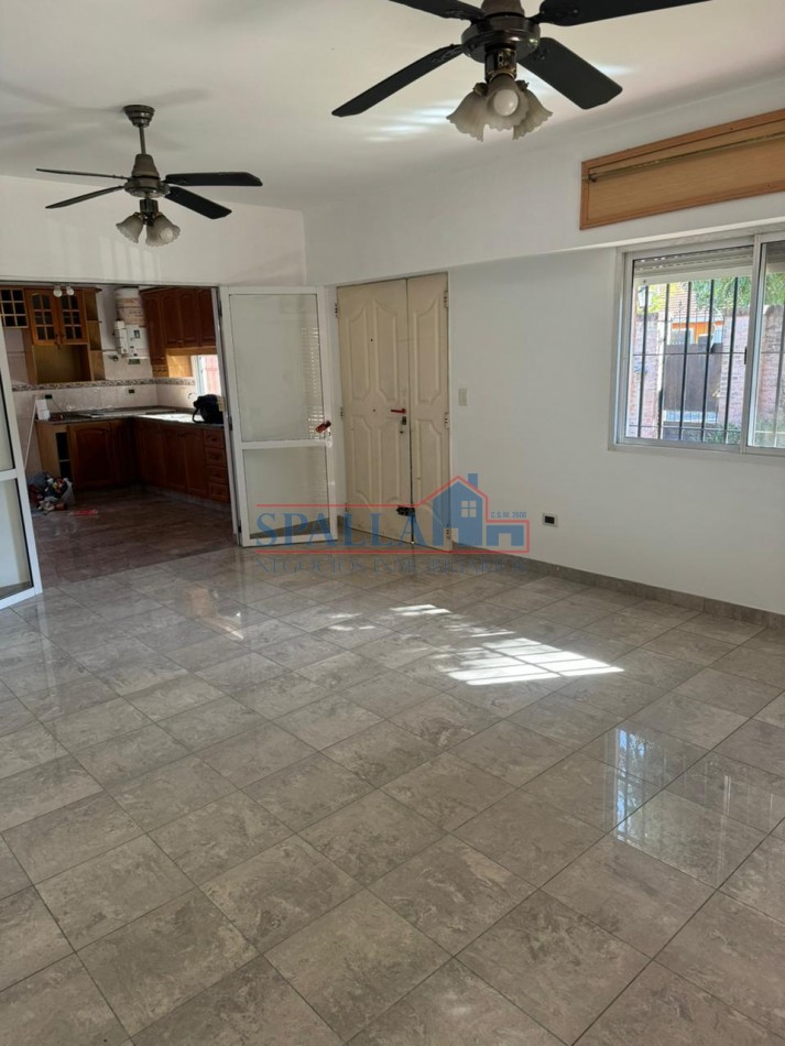 VENTA CASA 4 AMBIENTES SOBRE 2 LOTES DE TERRENO, TORTUGUITAS 