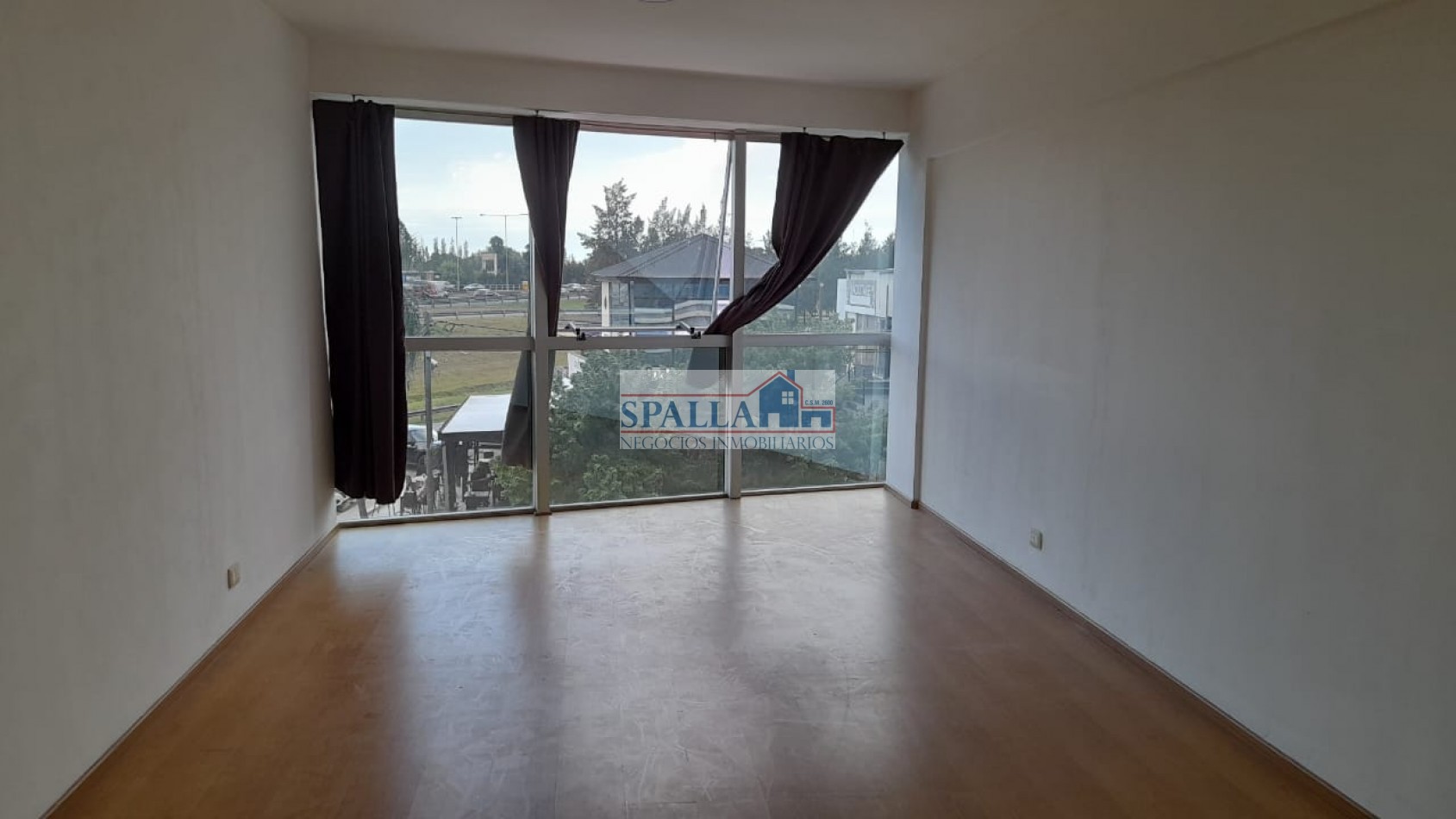 ALQUILER MONOAMBIENTE  USO PROFESIONAL EDIFICIO CONCORD, PILAR. EXCELENTE OPORTUNIDAD