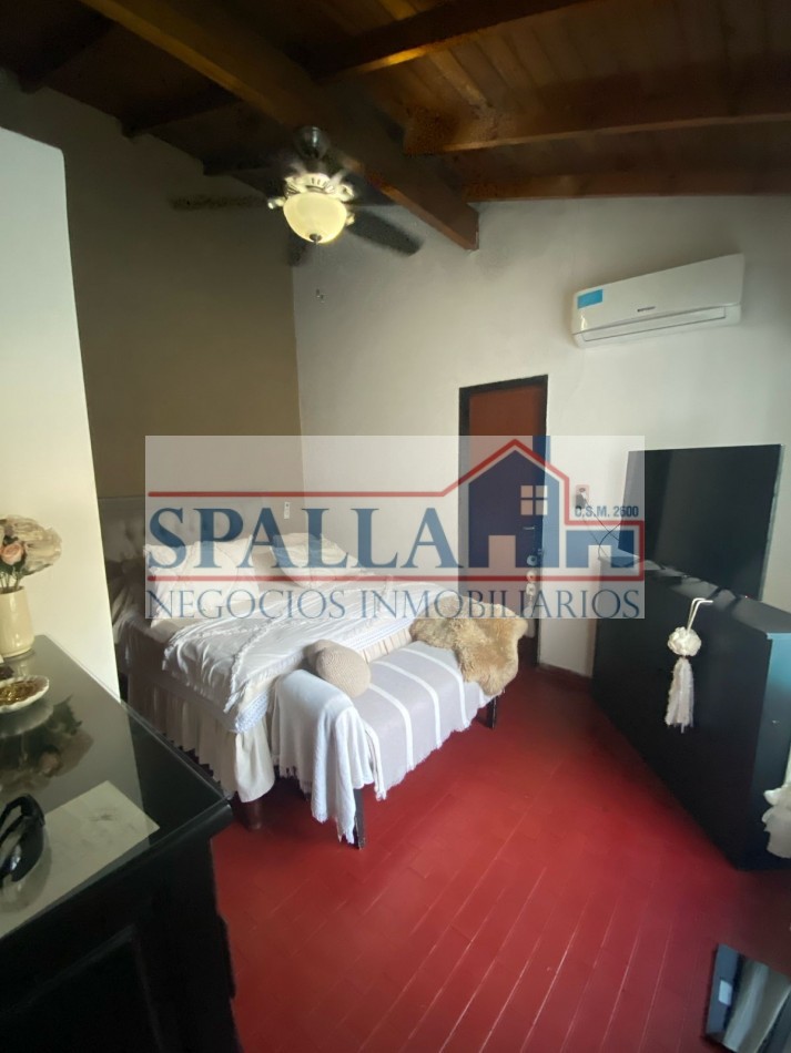 CASA TIPO CHALET EN VENTA - 5 AMBIENTES EN JOSE C. PAZ