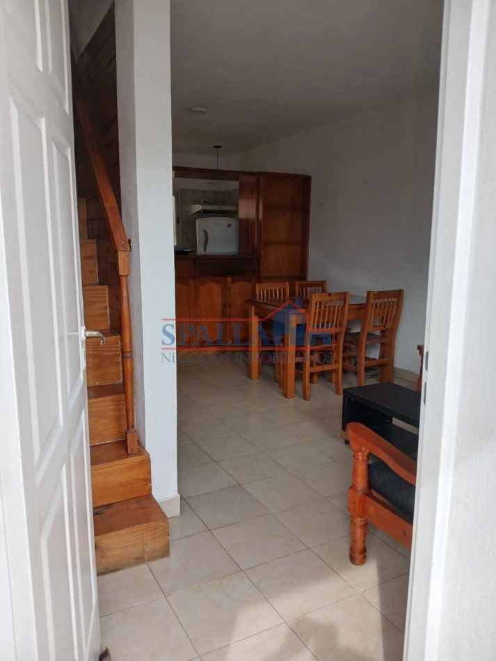 ALQUILER TRES AMBIENTES AMOBLADO COMPLEJO EN MANZANARES SIN EXPENSAS