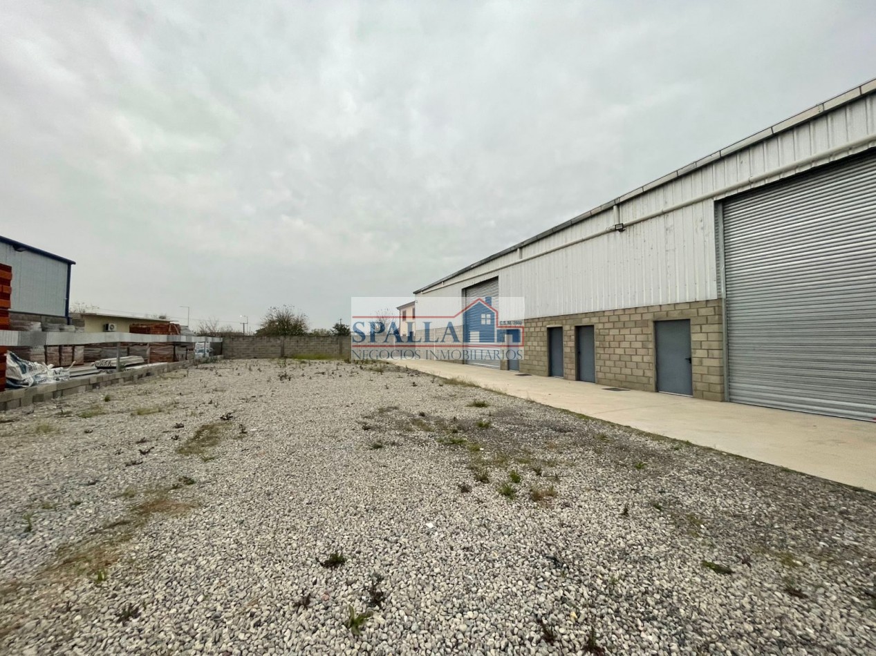 ALQUILER DEPOSITO GALPON 400 M2 RUTA 25 ASTOLFI PILAR - MULTIPLES USOS