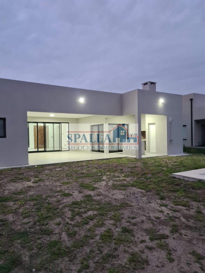VENTA CASA 5 AMBIENTES BARRIO SAN MATIAS AREA 5 A TERMINAR