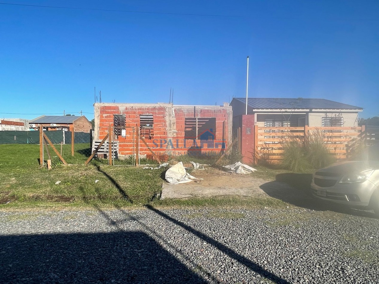 VENTA LOTE CON CONSTRUCCION A TERMINAR BARRIO PARQUE ASTOLFI 2 PILAR