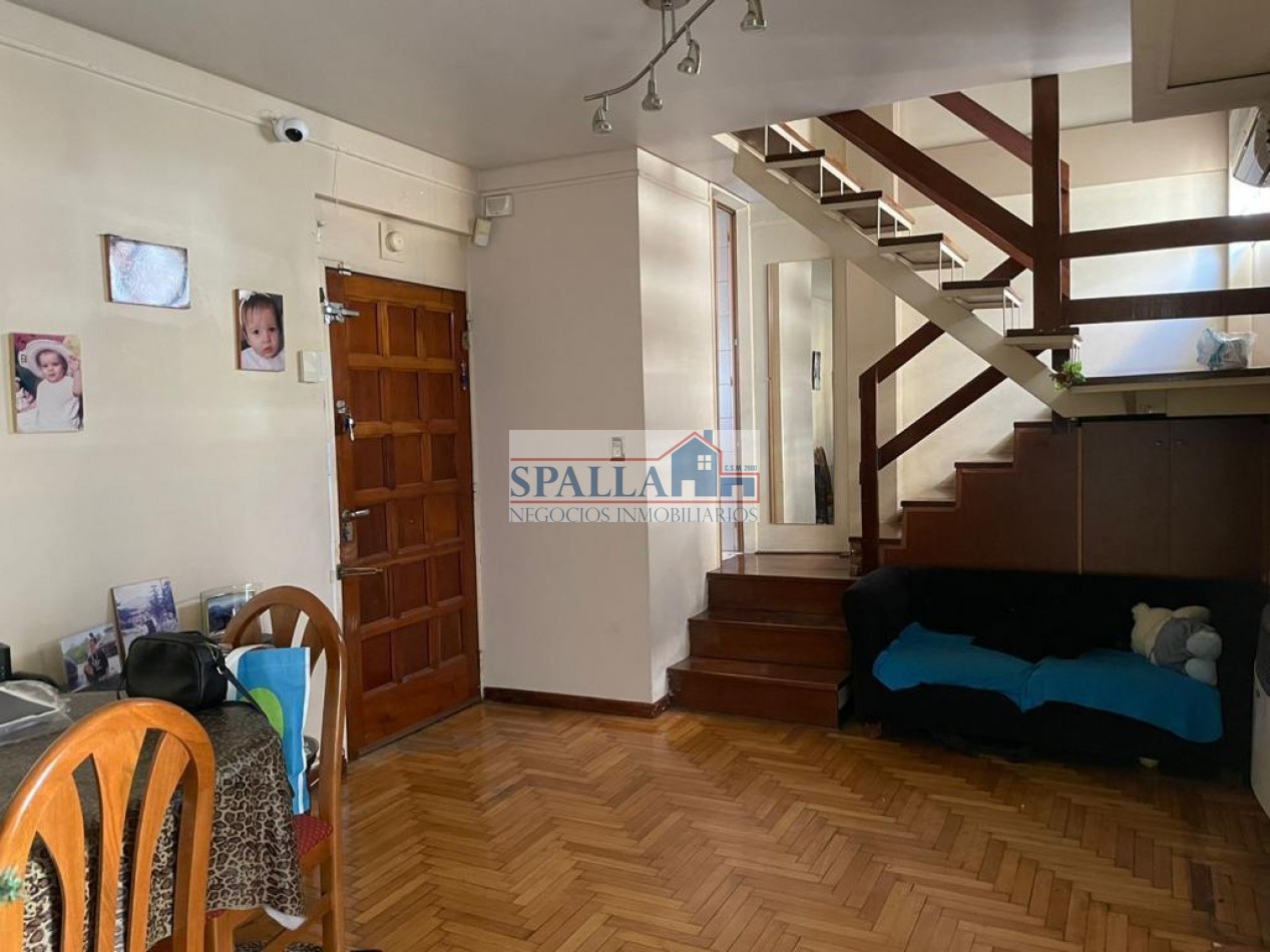 VENTA DEPARTAMENTO 3 AMBIENTES TIPO DUPLEX EN DEVOTO - APTO CREDITO