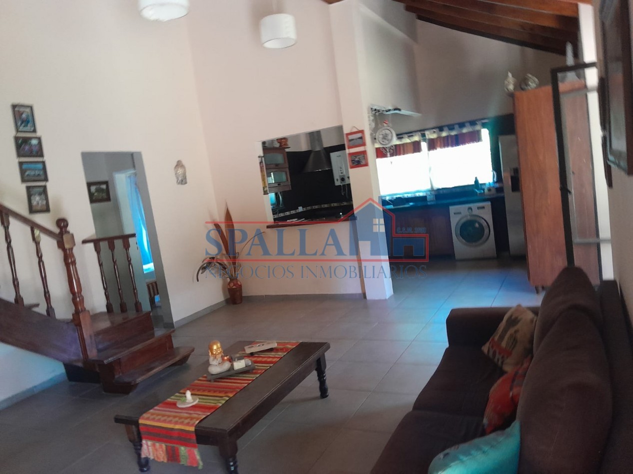  CASA QUINTA EN VENTA CON PILETA Y EXCELENTE ACCESO A RUTA 24 Y ACCESO OESTE, GENERAL RODRIGUEZ.