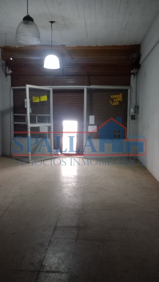 LOCAL COMERCIAL EN ALQUILER AV. CROACIA JOSE C. PAZ - ZONA COMERCIAL