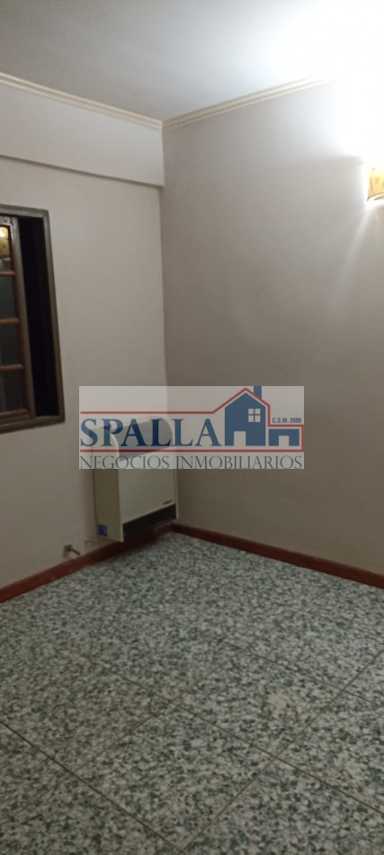 VENTA CASA 4 AMBIENTES EN VILLA ASTOLFI A 200 MTS DE LA ESTACION - APTO CREDITO