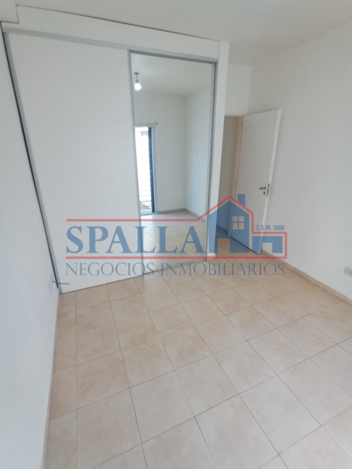 ALQUILER DE  DEPARTAMENTO DOS AMBIENTES CON COCHERA CUBIERTA , EXCELENTE UBICACION EN SAN MIGUEL