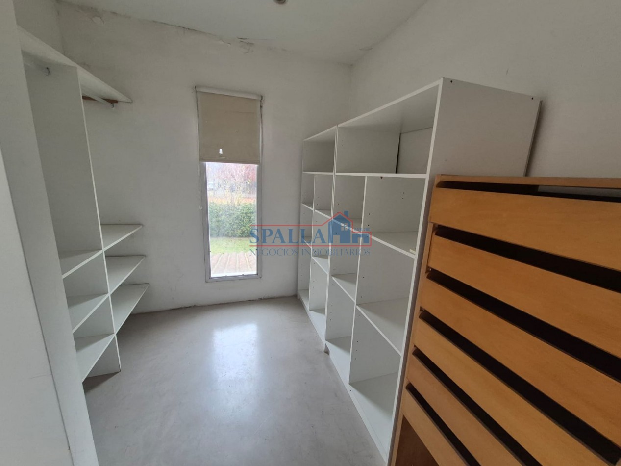 ALQUILAR CASA 4 AMBIENTES EN BARRIO LAS ORQUIDEAS EN PILAR