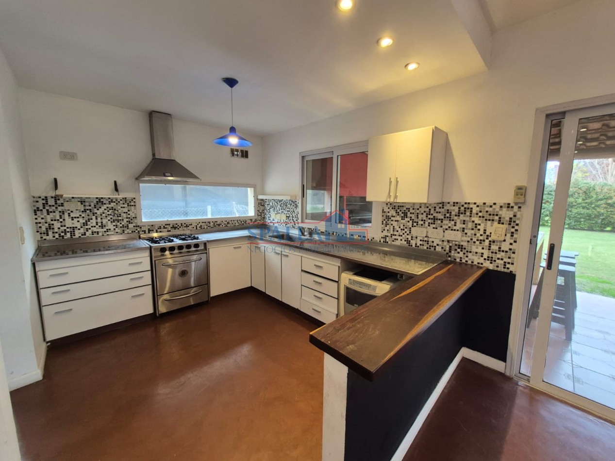 ALQUILAR CASA 4 AMBIENTES EN BARRIO LAS ORQUIDEAS EN PILAR