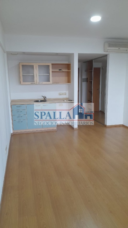 ALQUILER MONOAMBIENTE  USO PROFESIONAL EDIFICIO CONCORD, PILAR. EXCELENTE OPORTUNIDAD