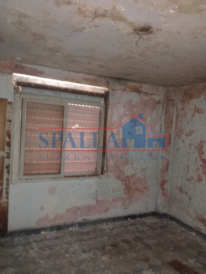 CASA EN VENTA A REFACCIONAR (CENTRO DE JOSE C. PAZ)