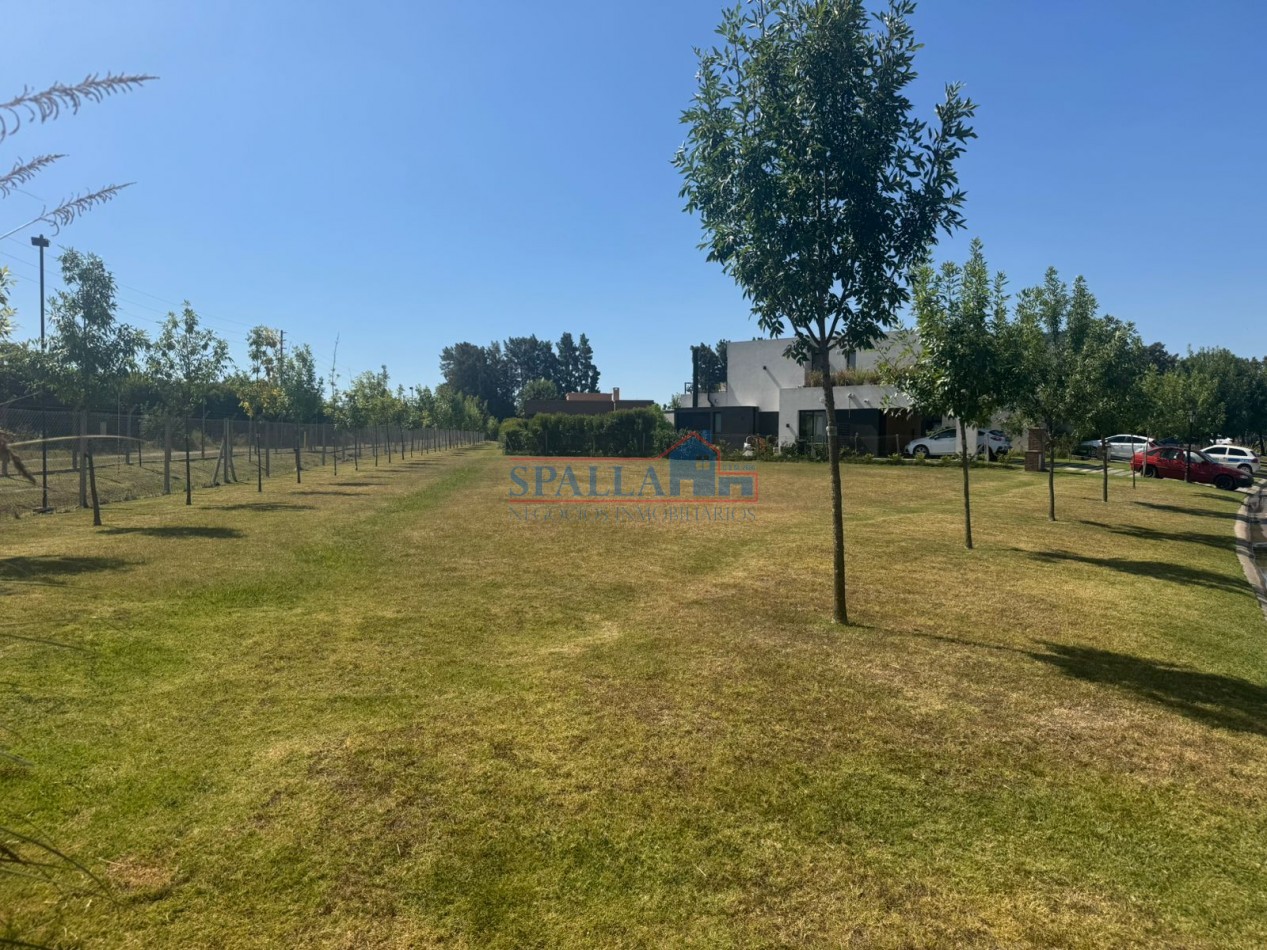 VENTA LOTE BARRIO SAN EDUARDO PILAR DEL ESTE - PERMUTA