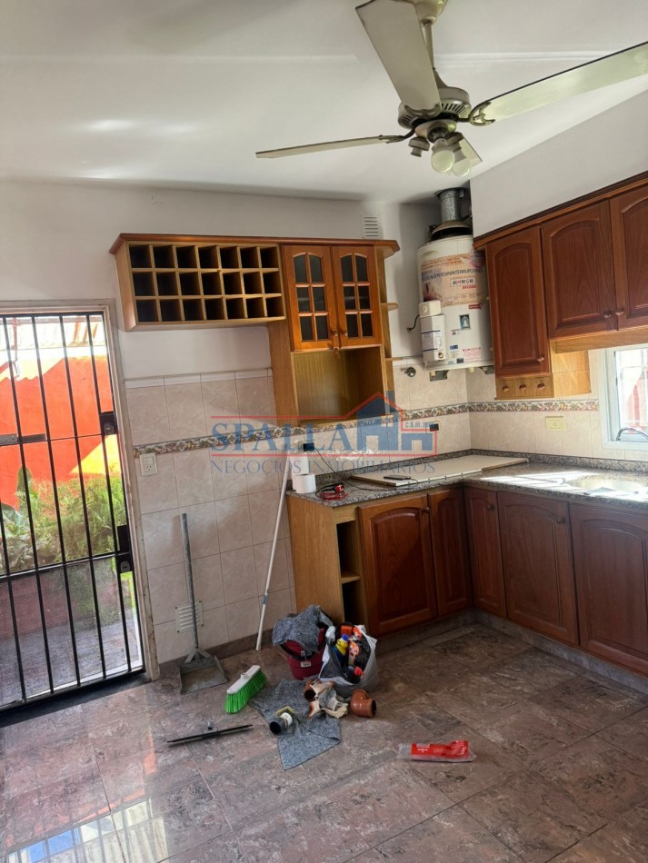VENTA CASA 4 AMBIENTES SOBRE 2 LOTES DE TERRENO, TORTUGUITAS 