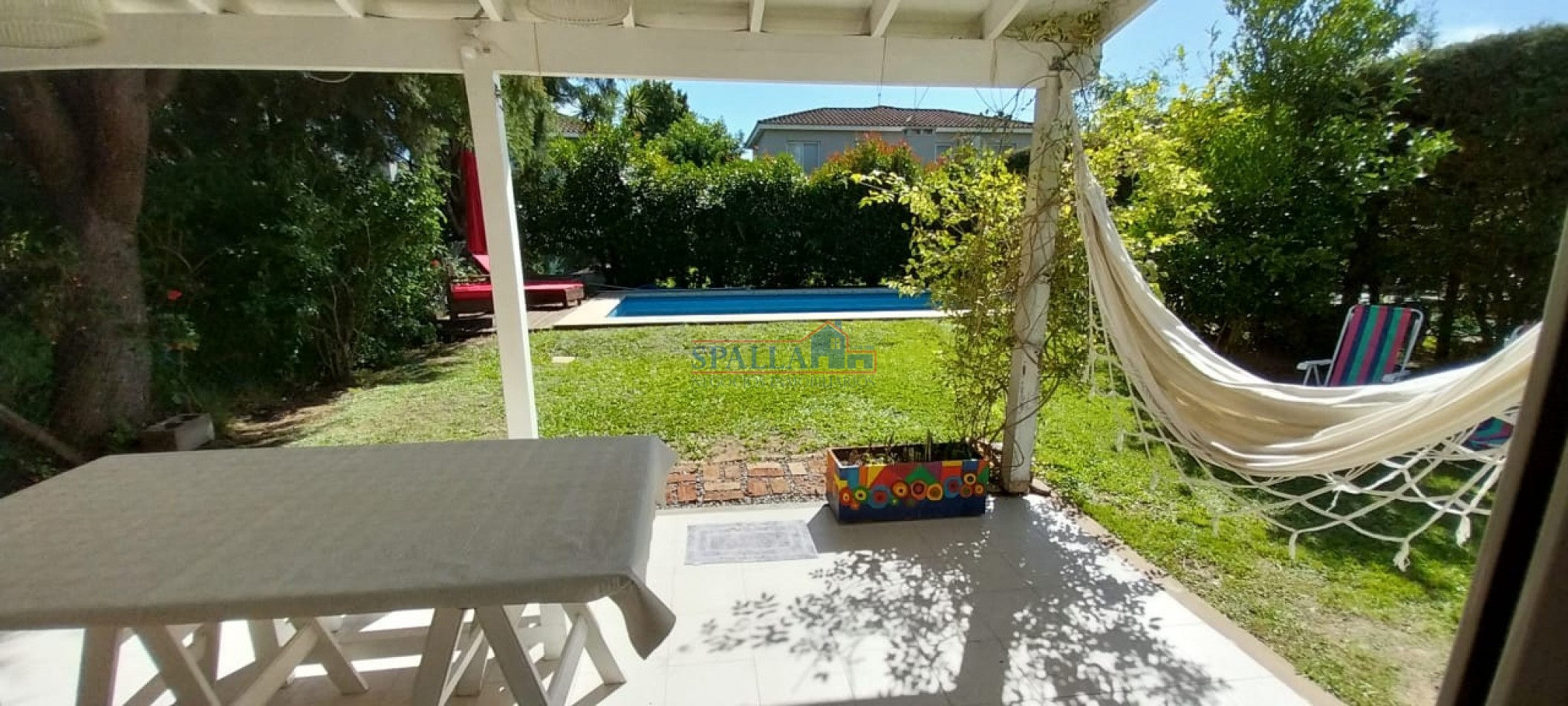 VENTA CASA 4 AMBIENTES BARRIO CERRADO LA CANDELA PILAR, CON PILETA 