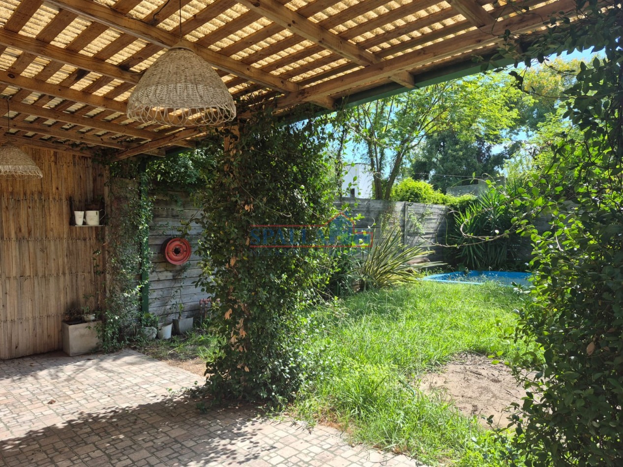 ALQUILER CASA 4 AMBIENTES CON PILETA EN BARRIO PELLEGRINI 3 EN PILAR SIN EXPENSAS