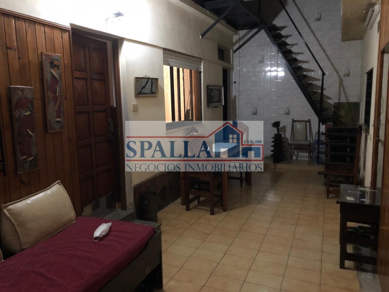 VENTA DE 2 CASAS EN BLOQUE 7 AMBIENTES JOSE C PAZ