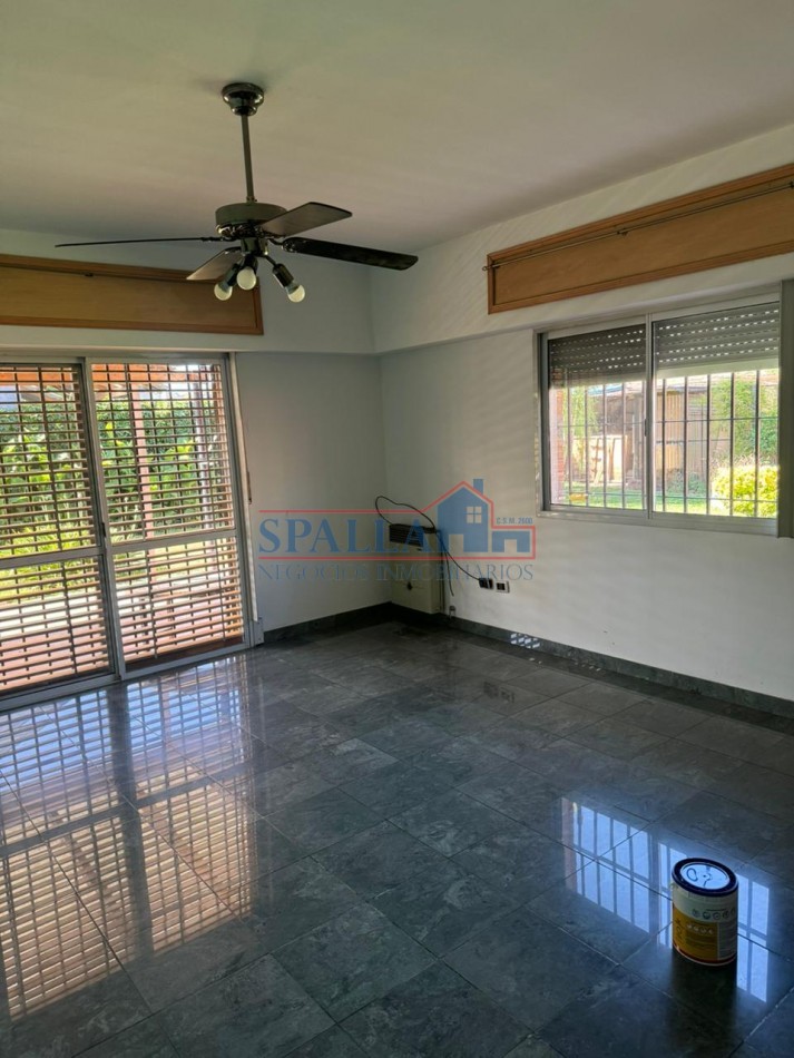 VENTA CASA 4 AMBIENTES SOBRE 2 LOTES DE TERRENO, TORTUGUITAS 
