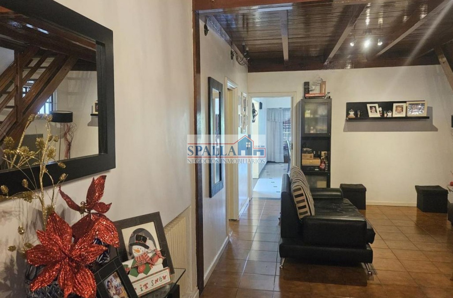 VENTA OPORTUNIDAD CASA 5 AMBIENTES CON PILETA Y QUINCHO AVELLANEDA WILDE - APTO CREDITO