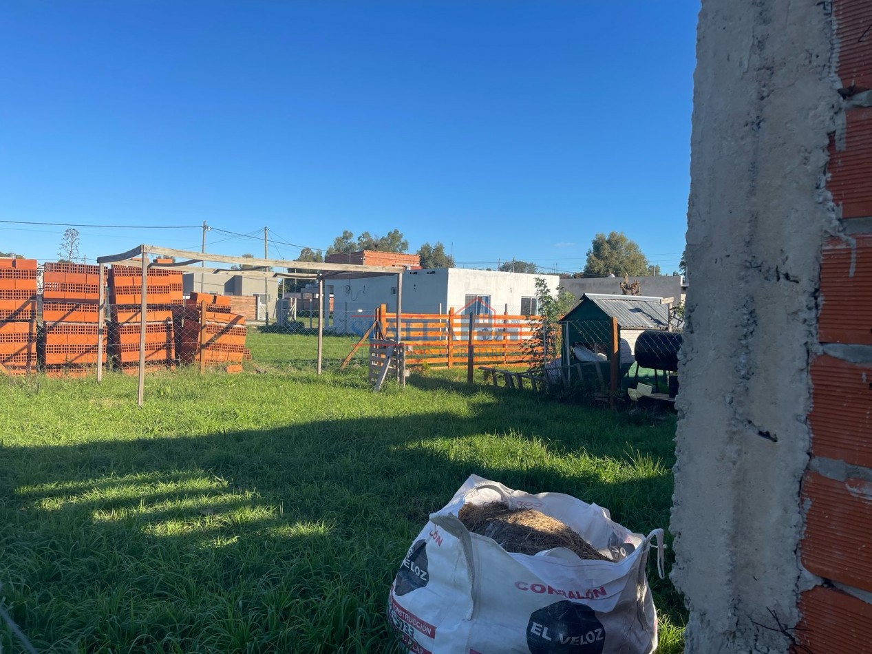 VENTA LOTE CON CONSTRUCCION A TERMINAR BARRIO PARQUE ASTOLFI 2 PILAR