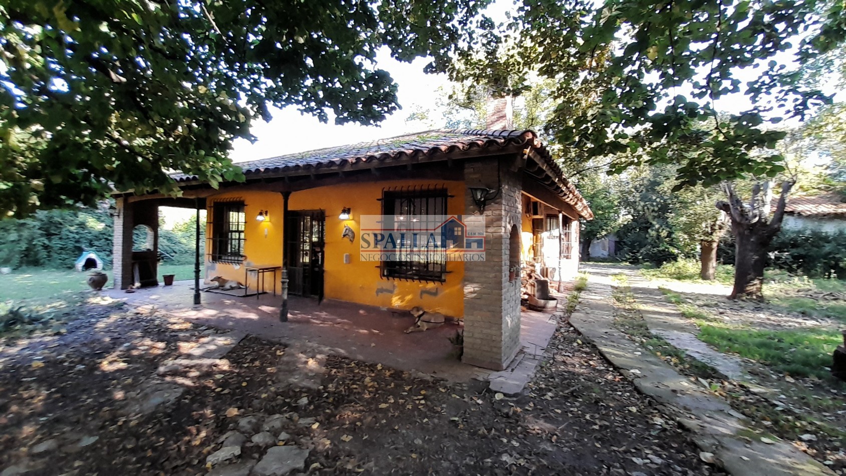 VENTA CASA QUINTA 4 AMBIENTES EN PRESIDENTE DERQUI PILAR, CON PILETA