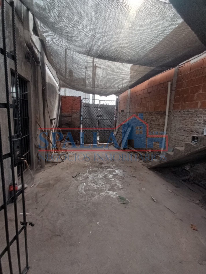 LOCAL EN ALQUILER DESTACADO EN ZONA COMERCIAL DE JOSE C. PAZ