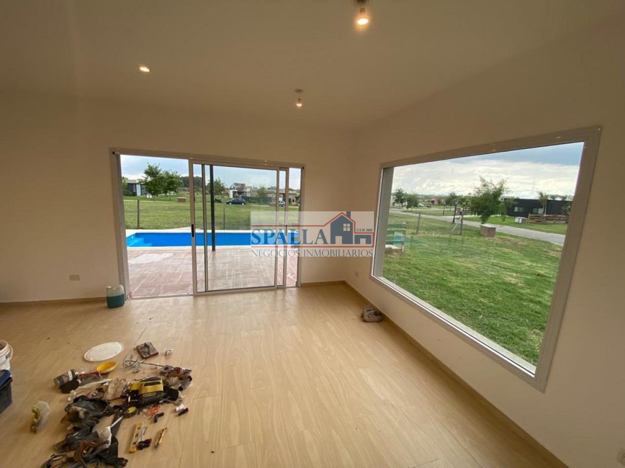 VENTA CASA SAN SEBASTIAN LOTE CENTRAL CON RENTA